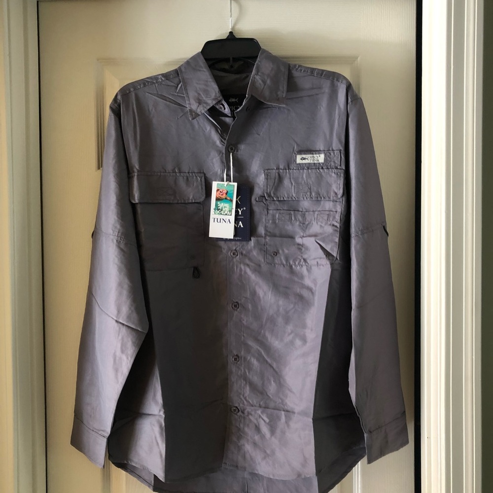 Spicy Tuna fishing shirt, new size L